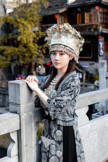 有的人只是一个小领导，为什么就能做到趾高气昂，目中无人？